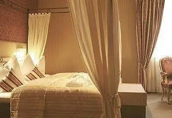 Turmhotel Otel Mühldorf