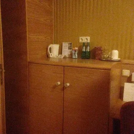 Turmhotel Otel 3*