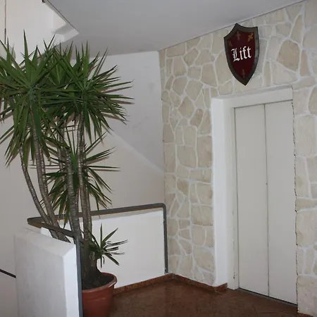 Otel Turmhotel 3*